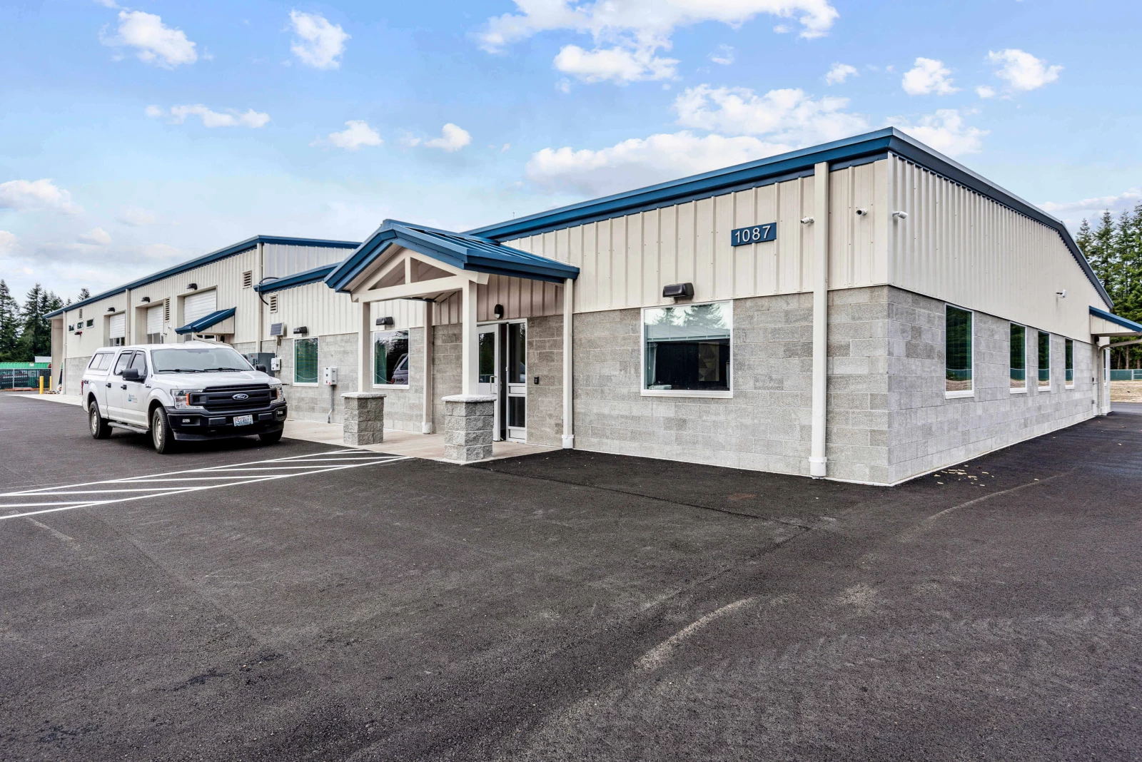 Image for Cascade Natural Gas | Elma Operations Building